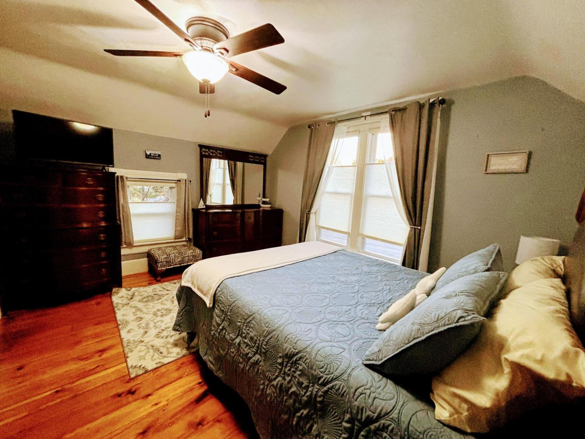 Charming Restored 1891 House Fort Atkinson Exterior foto